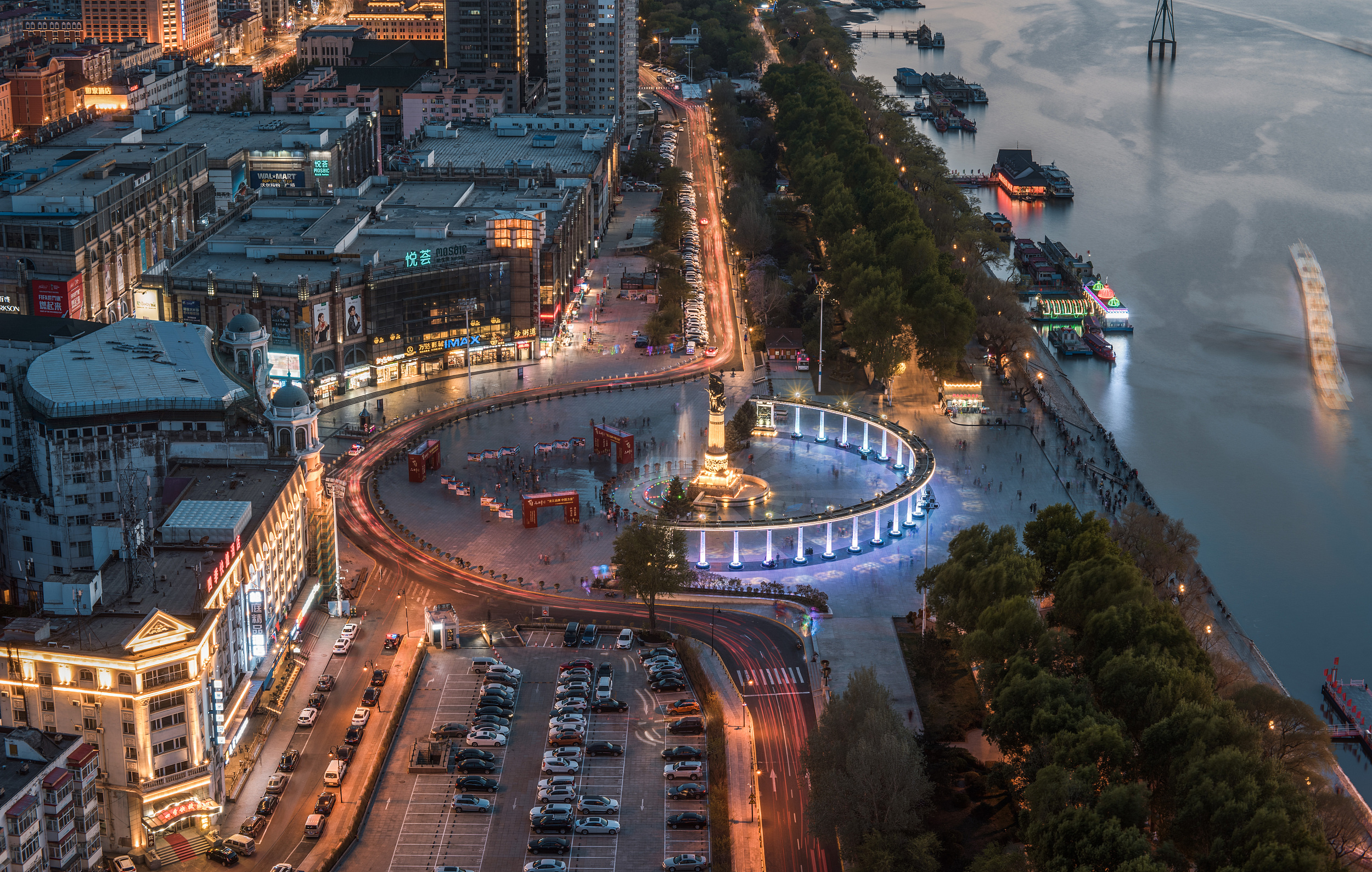 防洪纪念塔