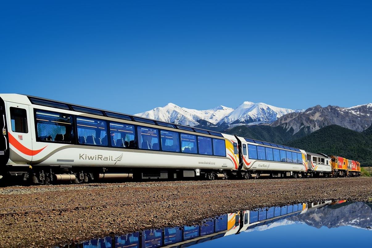 高山景观火车