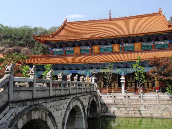 云南+元阳+版纳+腾冲五飞11日跟团游