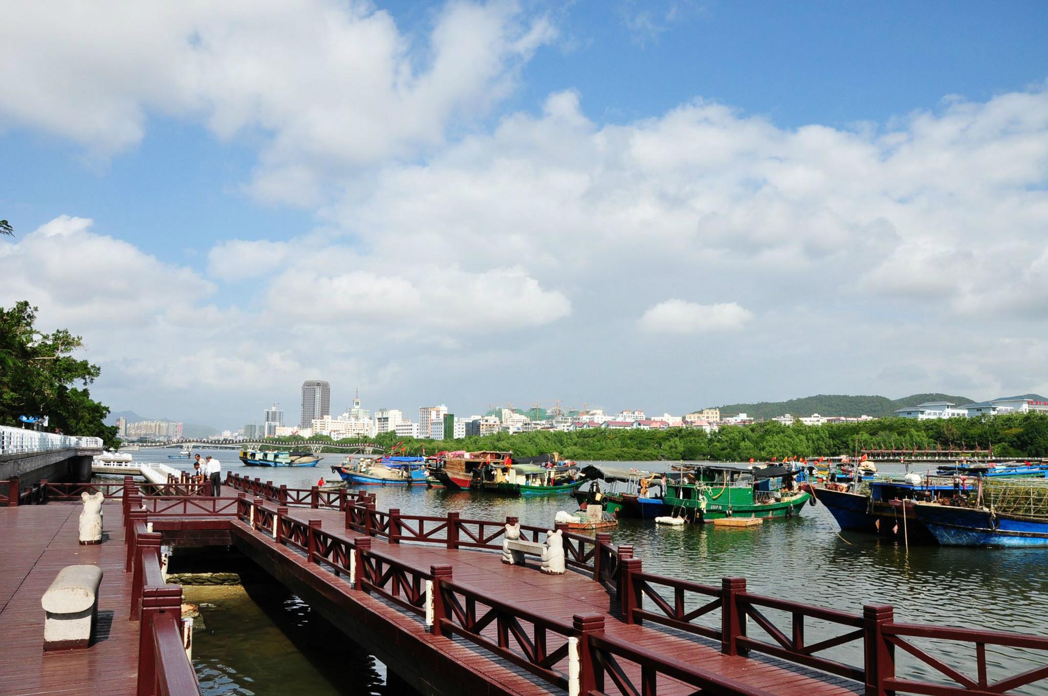 海南三亚双飞5日半自助游 情迷豪生 K海南