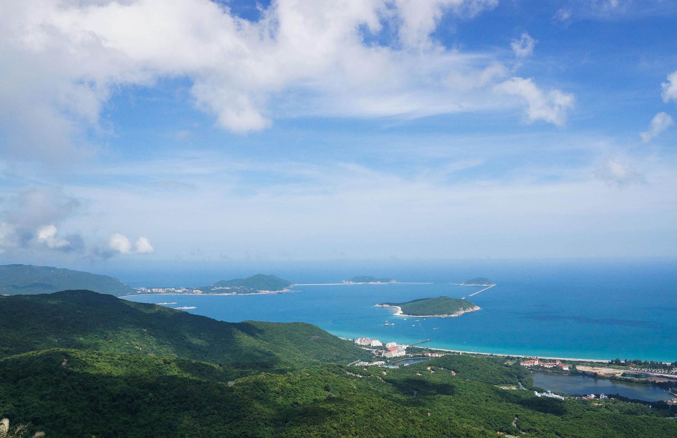 海南三亚双飞5日跟团游 绝壁海景 H海南
