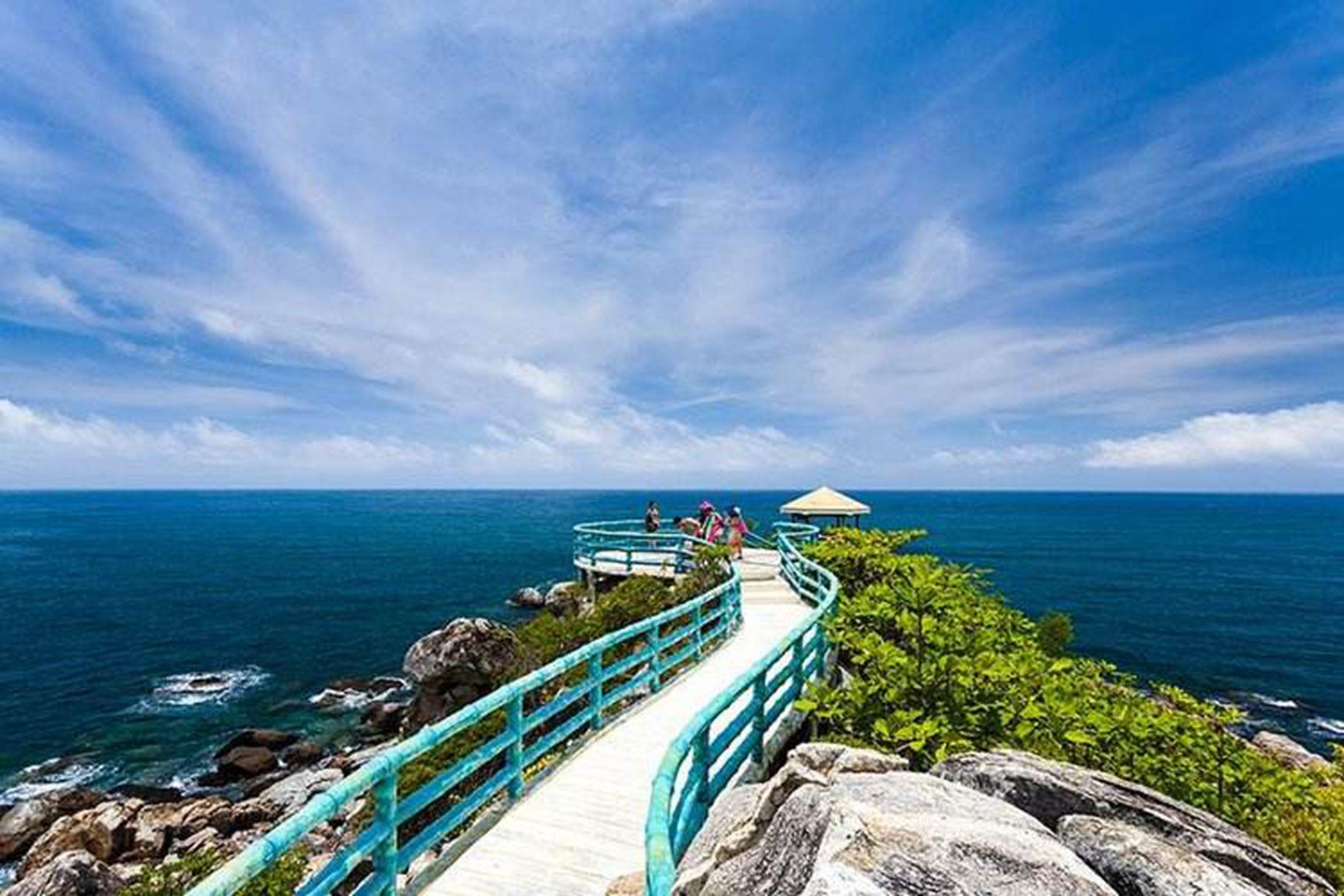 海南三亚一地双飞5日跟团游 蓝色海岸之天通建国 P海南
