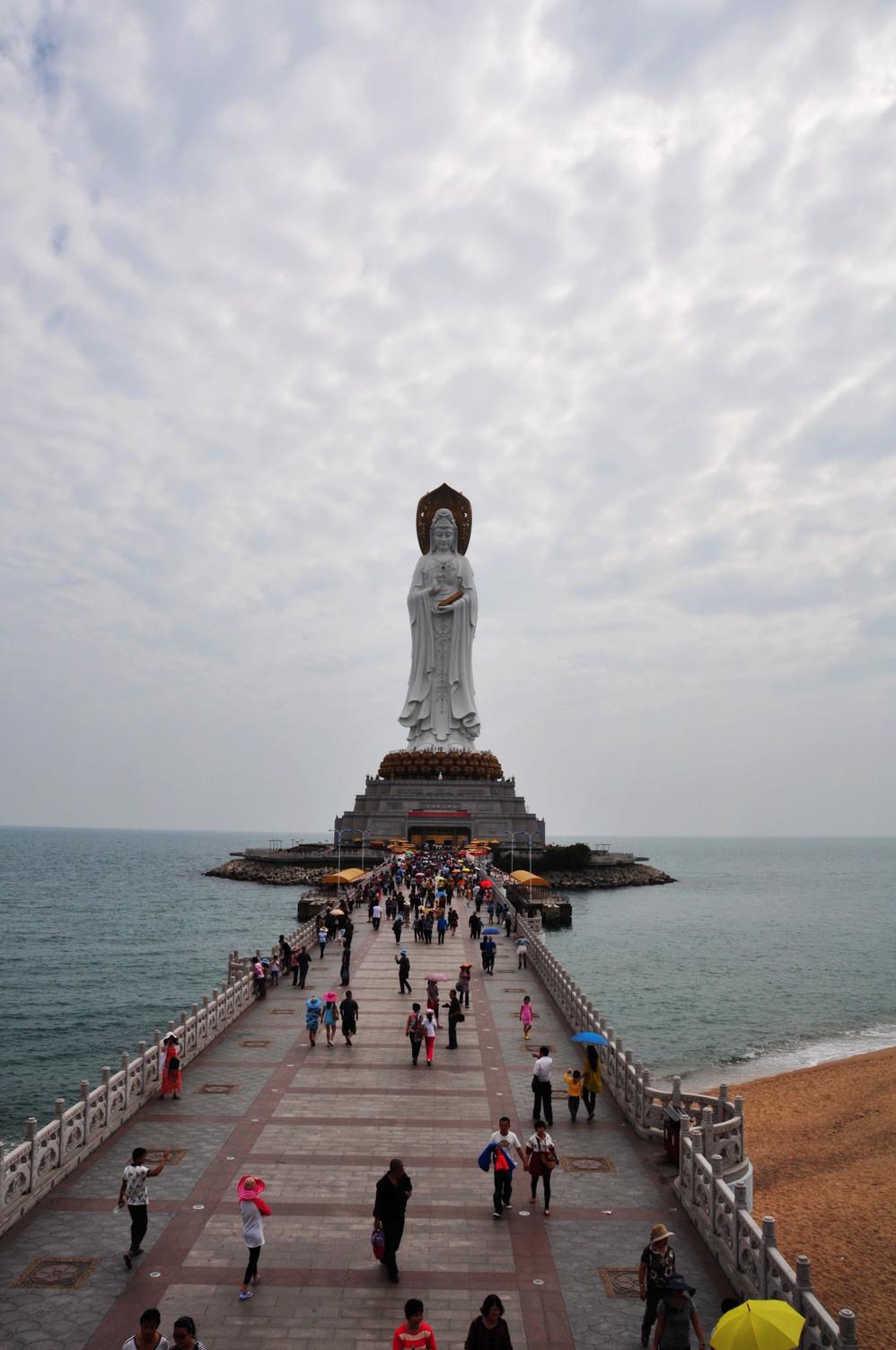 海南三亚双飞5日跟团游 荣耀时光 春节惠享  K海南