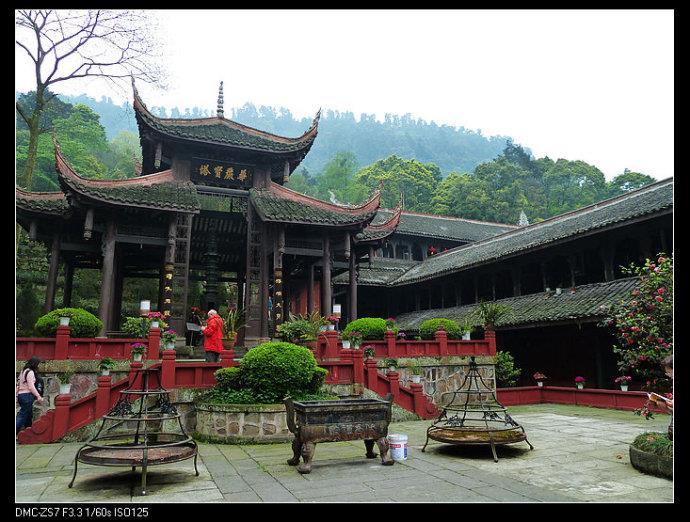 【趣游四川全景】双飞7日纯玩自组团丨东进西出，3小时直达九寨