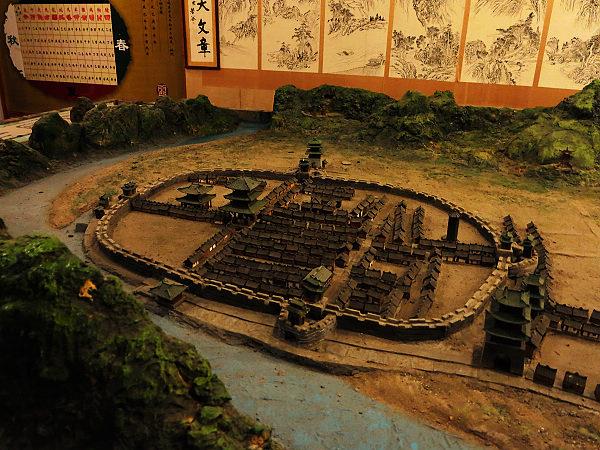 【秋染光雾】双飞8日游
