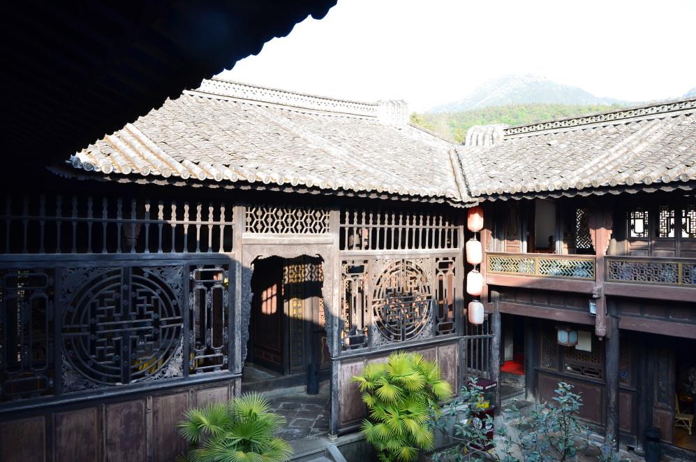 【小资游腾冲】腾冲+瑞丽+芒市+洞山温泉2飞6日游