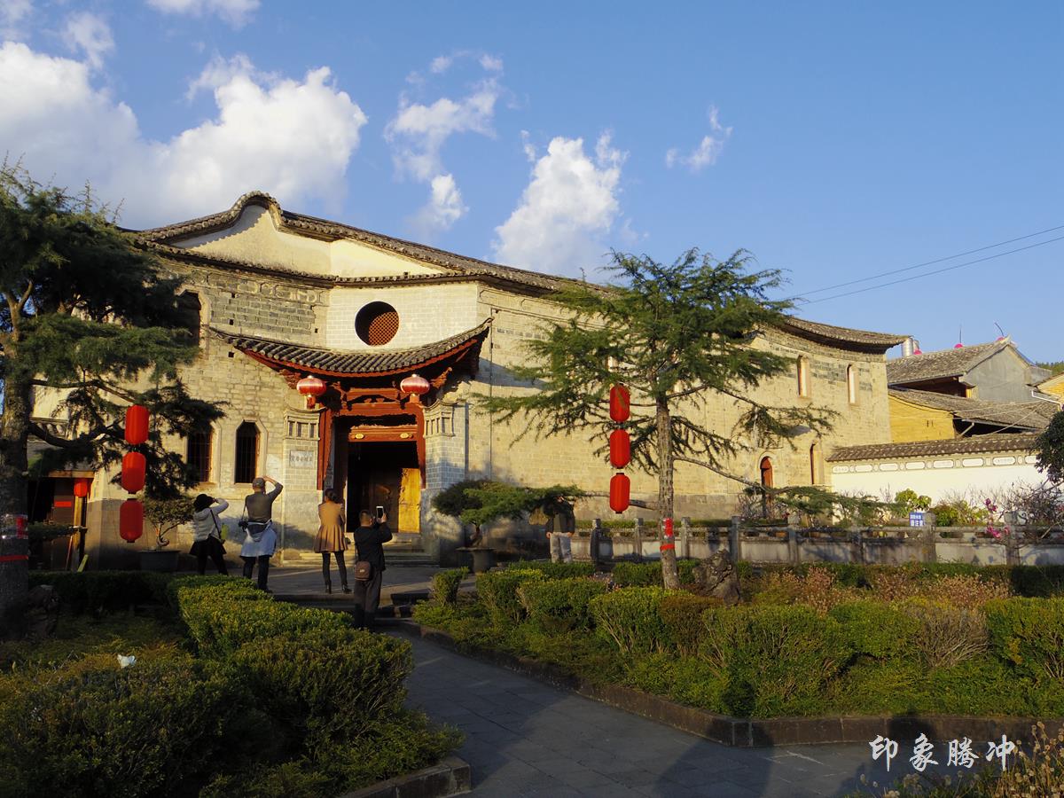 腾冲+瑞丽+芒市双飞7日跟团游 H云南