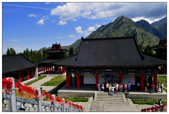【联合】乌鲁木齐、喀纳斯、禾木、魔鬼城、赛里木湖、那拉提双飞12日M新疆