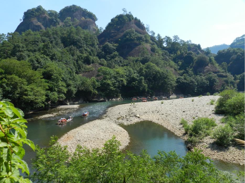 武夷山+天游峰+九曲溪竹筏+泰宁古城+大金湖双高四日跟团游 AL福建