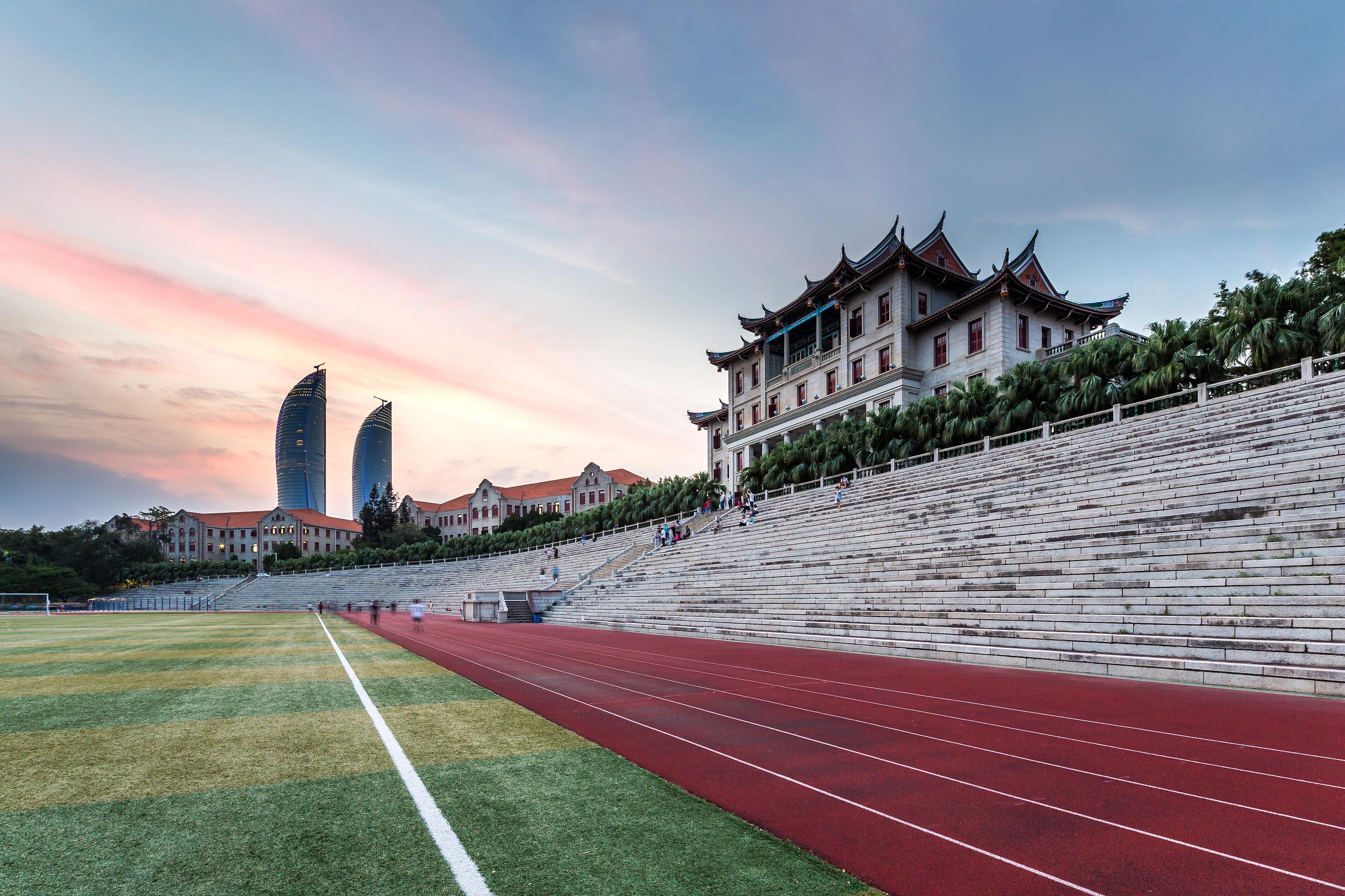 厦门鼓浪屿+土楼双动五日跟团游